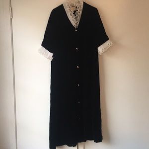 Judgement Free Vintage Muumuu Size M/L